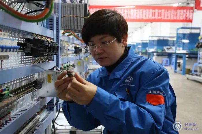 廖丽娟.jpg 廖丽娟.jpg